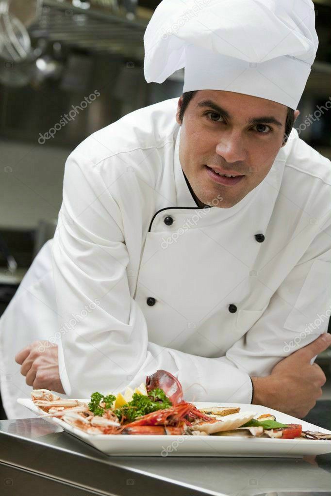 depositphotos_4397331-male-chef-in-the-restaurant-cooking