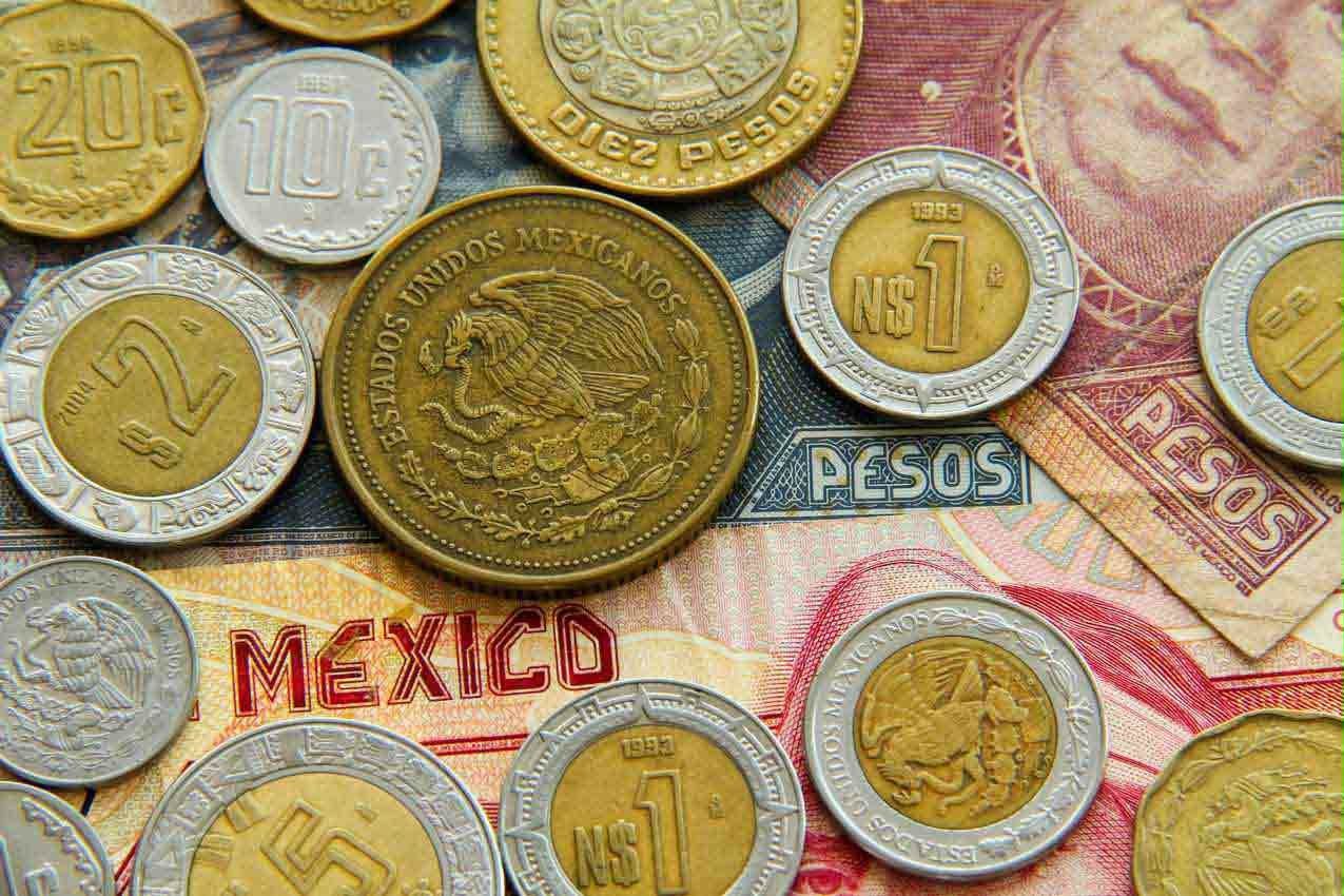 mexican-coins-and-bills-money
